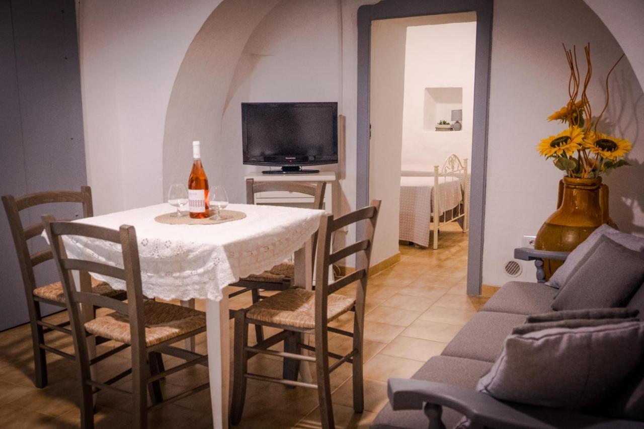 I Trulli Di Caterina - Casa Vacanza Privata Мартина-Франка Экстерьер фото