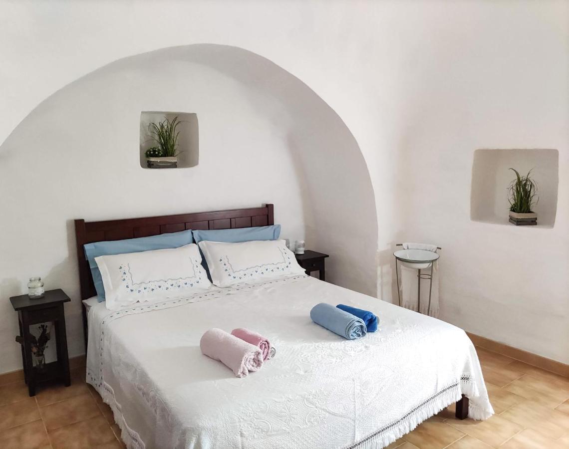 I Trulli Di Caterina - Casa Vacanza Privata Мартина-Франка Экстерьер фото